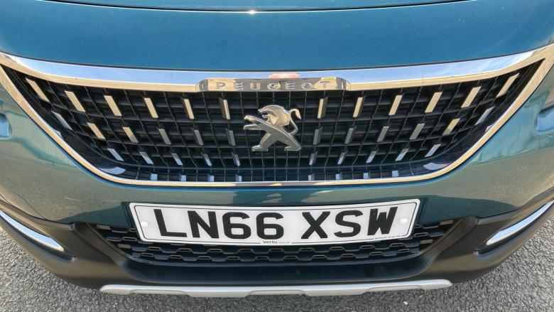 Peugeot 2008 1.2 PureTech 110 Allure 5dr Petrol Estate